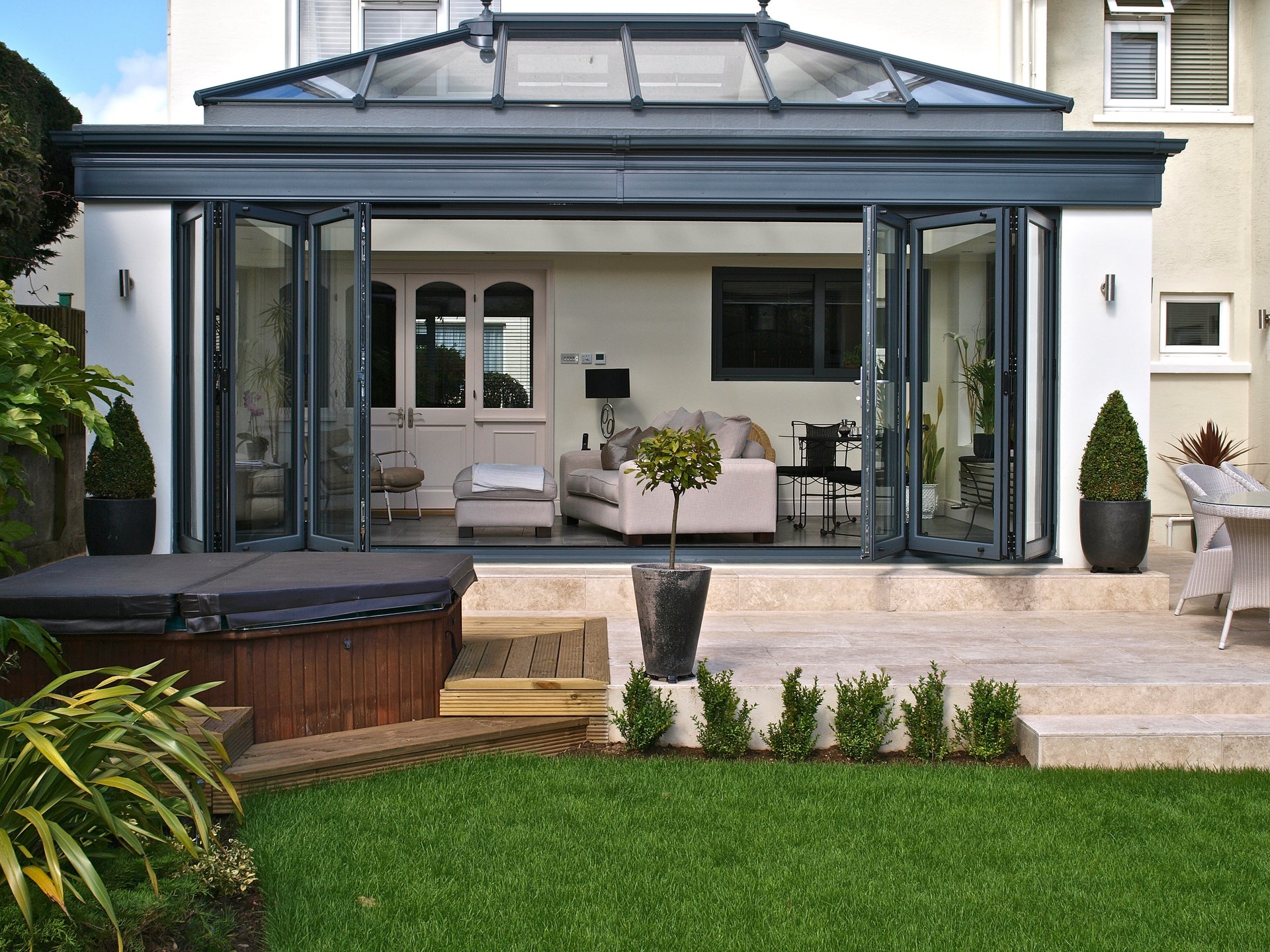 Bespoke 6 Panel Bifold